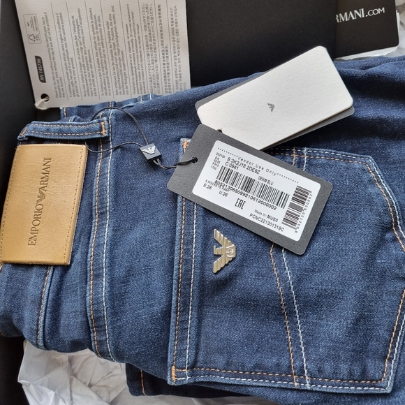 NEW Emporio Armani jeans with box - Picture 2 of 5